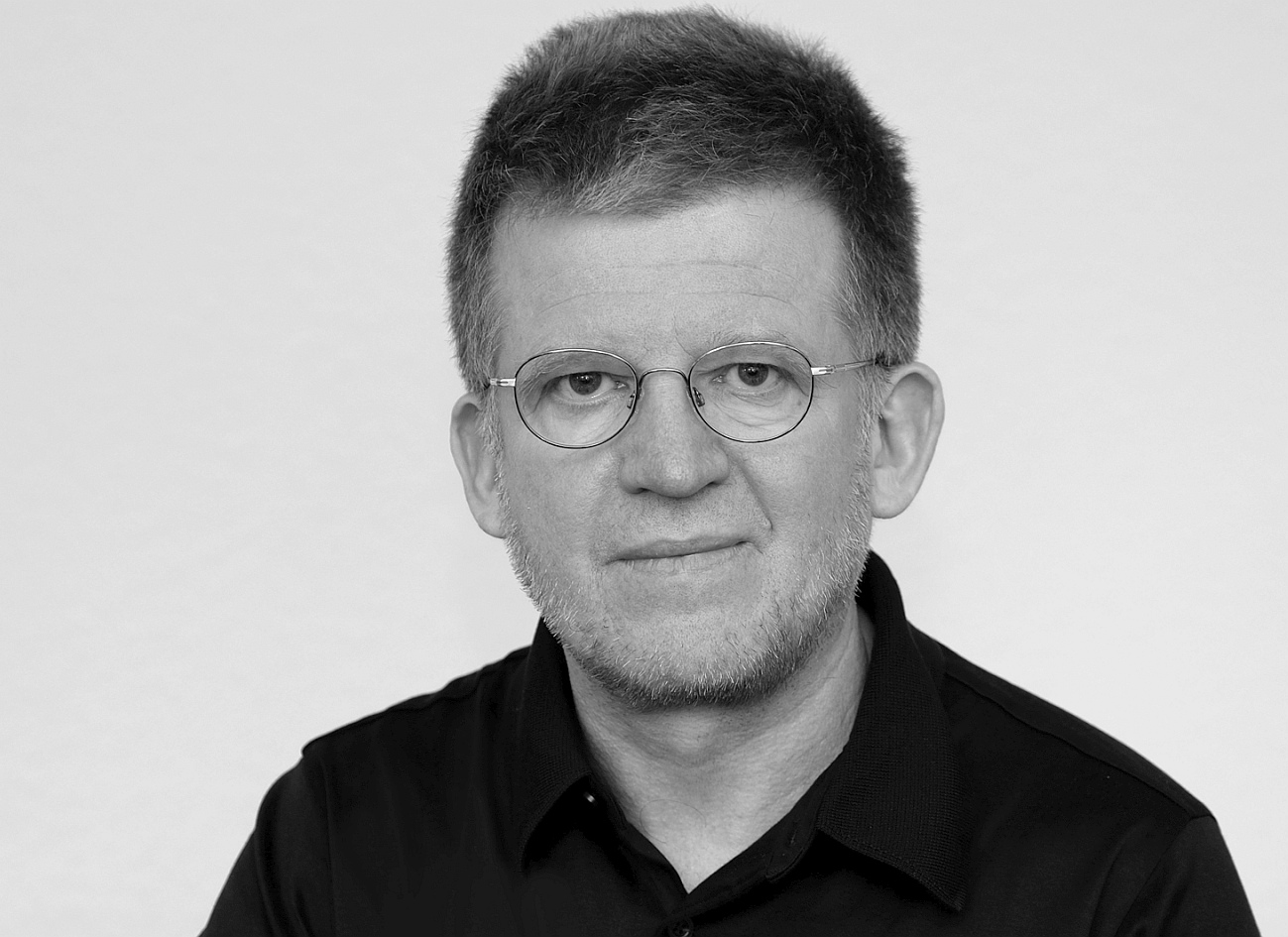 Dr. Jochen Lüttmann